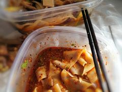 新疆椒麻鸡-董小西的凉皮和椒麻鸡(三元桥店)