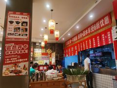 -佬缸炮江湖川菜(玉林店)