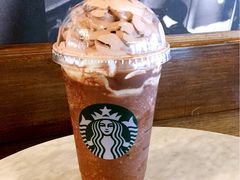 -星巴克(昆明美辰百货店)