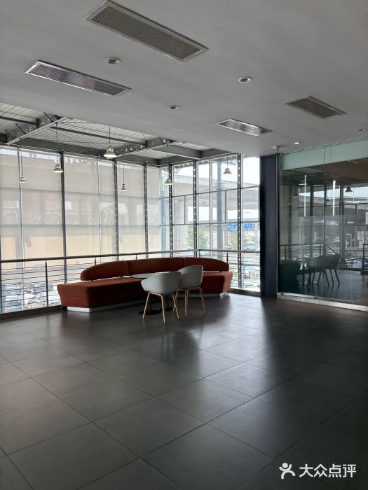 苏州利星奔驰4S店(吴中店)图片
