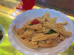 -金杨拉面王小吃面馆·牛三宝面·红烧牛肉粉