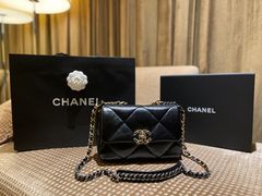 -Chanel(德基广场店)