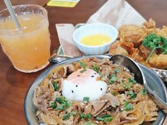 -8PINTS八品脱·日料·烧鸟·精酿小酒馆(莘庄店)