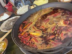 -黄潇洒老火锅(九眼桥宏济巷店)
