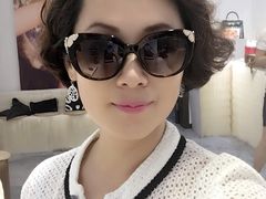 -目艮眼镜SHOWROOM(品牌集合店)