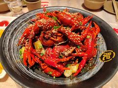 -肥肥虾庄·金牌油焖大虾(汉街SKP店)