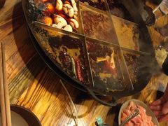 -岗上渣渣老火锅(两路口店)