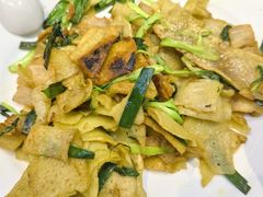 -黄泥岗·地道湖北菜(奥特莱斯店)