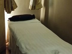 -莱蔻·圣灸堂·推拿艾灸(天山店)