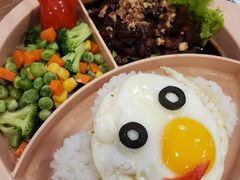 -布鲁豪斯亲子欢乐家庭餐厅