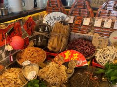 -周小明火锅(黑金冠社区店)