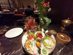 -半岛翡丽海鲜自助餐厅(观风亭店)