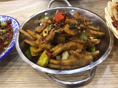 干锅姜辣凤爪-江城燕子大排档(江汉路步行街店)