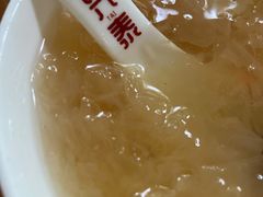 冰糖银耳莲子羹-诚兴泰蟹黄灌汤包(六年匠心传承-黄土岭店)