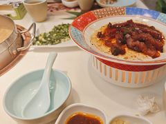 -洪氏嗨捞·猪肚鸡火锅(阳光天地店)