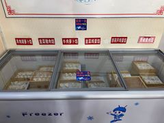 面包甜点陈列柜-德天下自助水饺(海洪店)