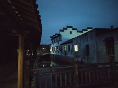 -丝绸小镇荻港古村