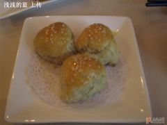 蜜汁叉烧酥-申粤轩酒楼·三十年粤菜经典(丁香花园店)