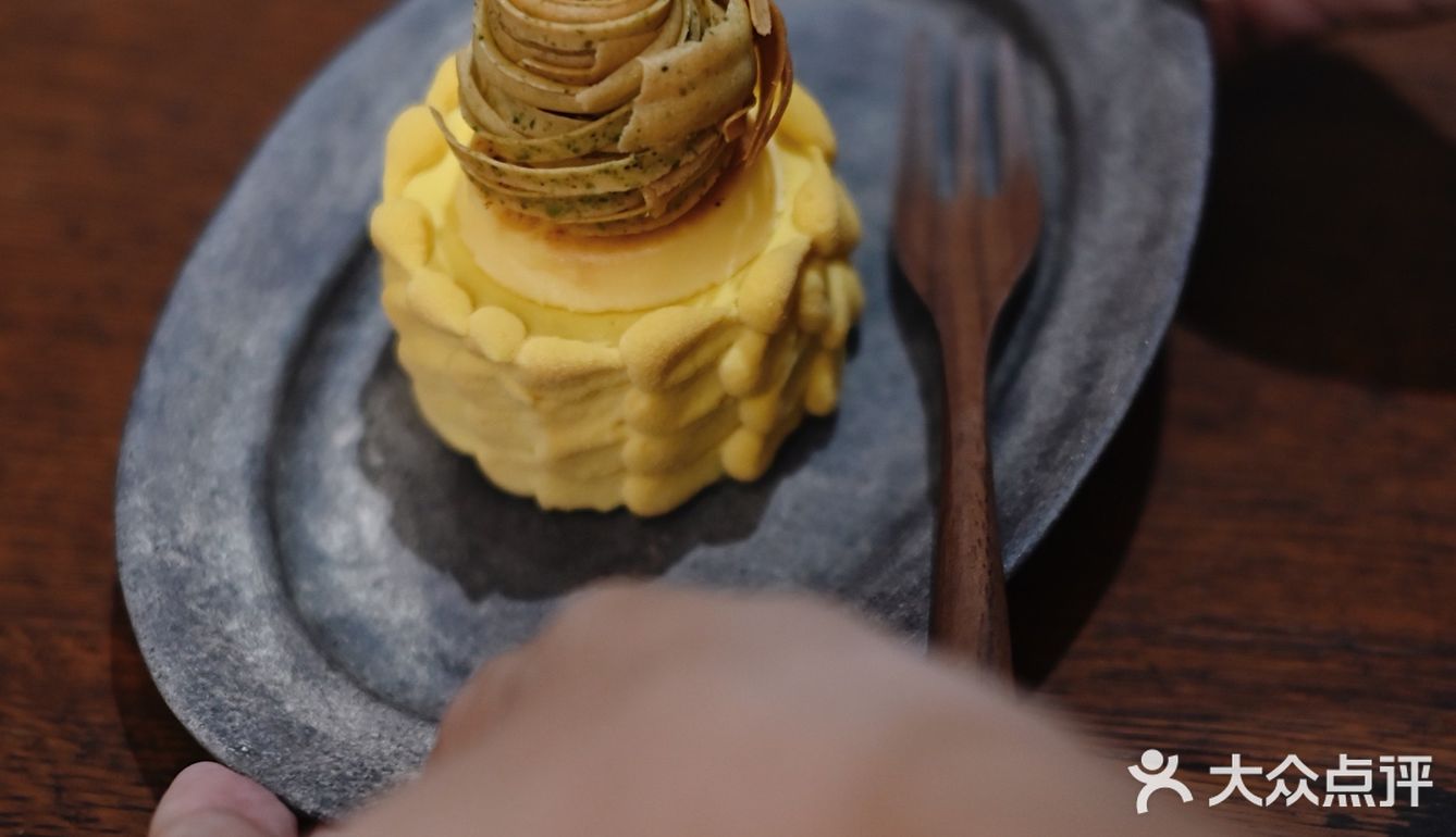 忍忍咖啡｜i人们狂喜的日系侘寂风新店