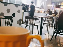 大堂-HELLO 27 意面·沙拉·帕尼尼