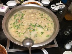 -肖仙仙羊肉汤·创于1996年(三官堂总店)