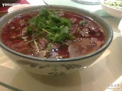 水煮牛肉-新南华大酒店(广中店)