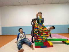 -哈奋儿童科技营乐高托班机器人(闲林校区)