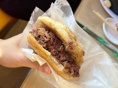 -闫家驴肉老店(华电一校店)