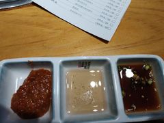 -唯成•韩国炭火烤肉 유성고기