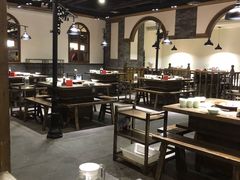 大堂-红九格老火锅(三峡广场店)