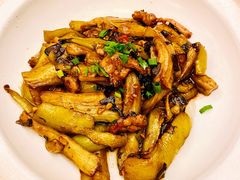 梅香肉汁手撕茄子-新白鹿餐厅(龙游路总店·杭帮菜名店)