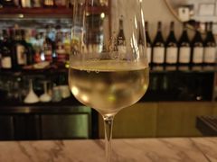 红白葡萄酒-Osteria Garden 生蚝花园餐厅(原进贤路店)