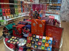 -VENCHI 闻绮(上海佛罗伦萨小镇店)