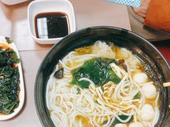 -灵芝妹子海鲜米线(瓦房店新玛特店)