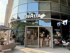 -LAVAZZA拉瓦萨咖啡(仁恒梦中心店)