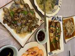 -宾朋海鲜饭庄(兴海路店)