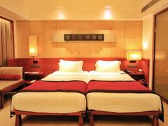 -三亚湾海居铂尔曼度假酒店