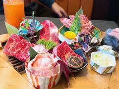 -铭牛烧肉·和牛海鲜自助(高新月牙湖店)