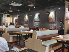 大堂-城南老友羊蝎子火锅(花乡奥莱店)
