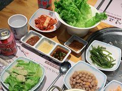 -唯成•韩国炭火烤肉 유성고기