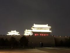 -城墙带状公园-大同古城墙广场停车场