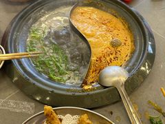 -生活如沸·顺德水牛奶火锅(大学路店)