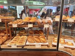 -CARINO BAKERY&CAFE(人广来福士店)