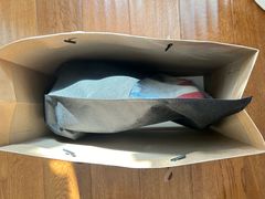 -爱革·奢品·鞋包·衣物·家居(金桥国际商业广场店)