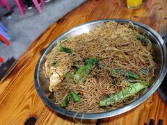 -大眼强五杯鹅·桑拿鸡煲