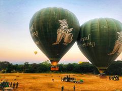 -蒲甘热气球