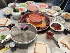 -朗塗老味火锅·江景无人机(长嘉汇店)