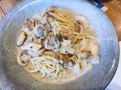 -玛格萝妮(汇智国际商业中心店)