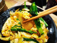 泡椒肉丝炒刀削-吃不亏特色包子(三峡广场店)