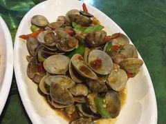 -四川小胡子海鲜(丁村万人海鲜广场店)